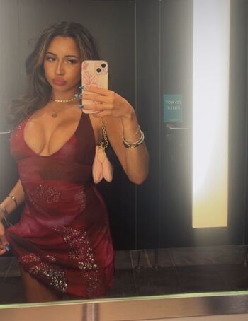 Full leaked Leyla arroyo private onlyfans photo