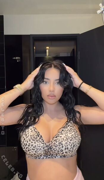 Full leaked Leyla lahouar page private onlyfans photo