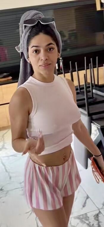 Full leaked Leyna team nasdas private onlyfans photo