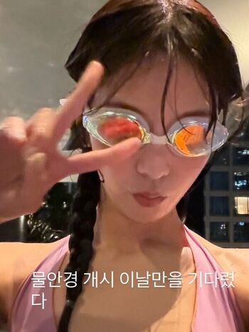 Full leaked Lia loves page private onlyfans photo