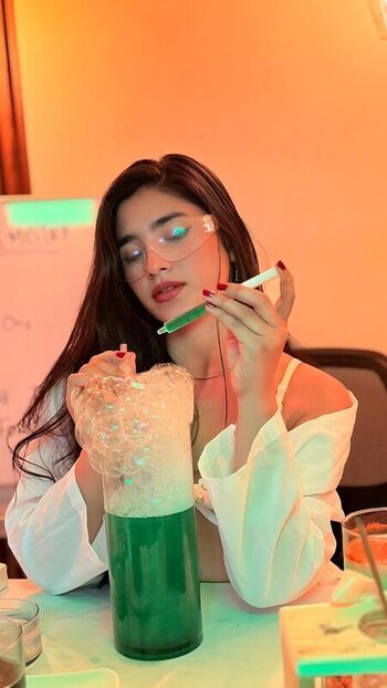 Full leaked Lia mar private onlyfans photo
