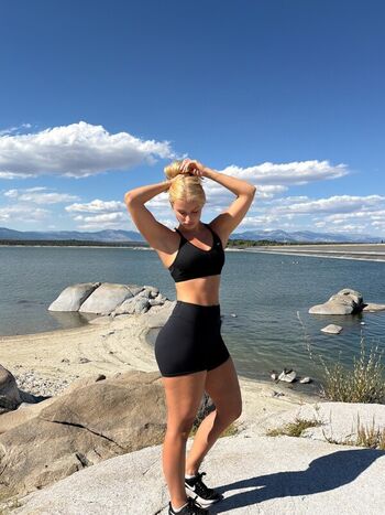 Full leaked Lia sikora private onlyfans photo