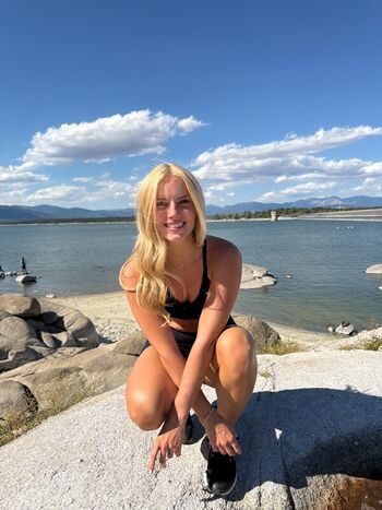 Full leaked Lia sikora private onlyfans photo