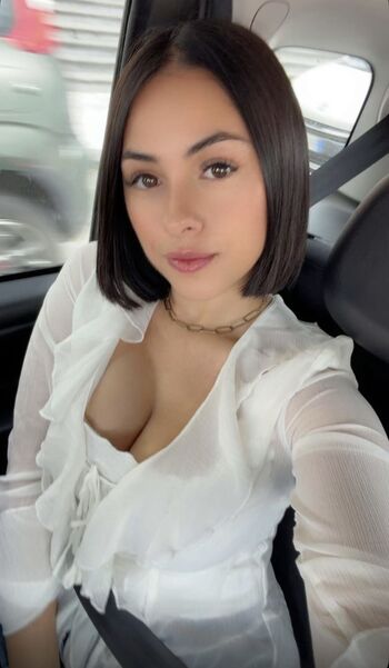 Full leaked Lia toutcourt private onlyfans photo