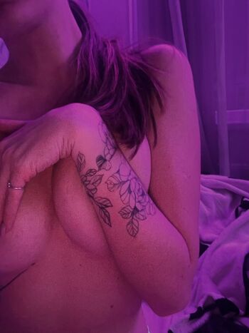 Full leaked Liana fox private onlyfans photo