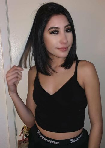 Full leaked Lifebeingdest page private onlyfans photo