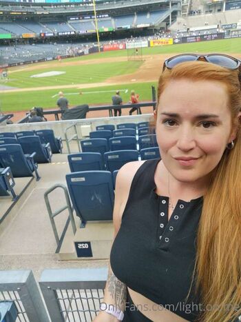 Full leaked Light on me vip private onlyfans photo