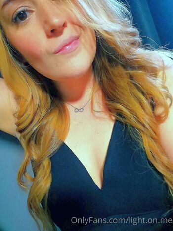 Full leaked Light on me vip private onlyfans photo