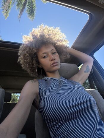 Full leaked Lightskin  page private onlyfans photo