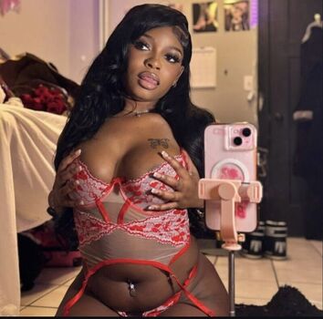 Full leaked Lightskin page private onlyfans photo