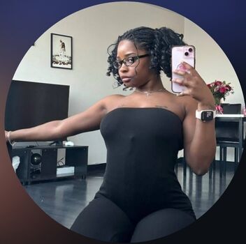 Full leaked Lightskin page private onlyfans photo