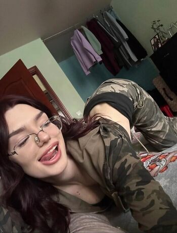 Full leaked Lil fridge private onlyfans photo