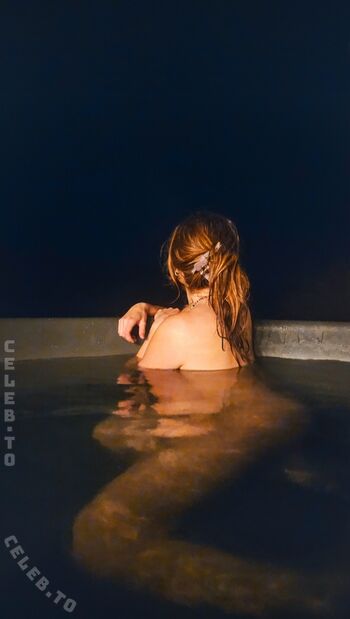 Full leaked Lil hanne page private onlyfans photo