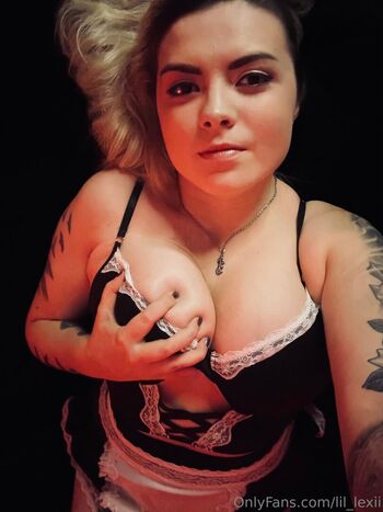 Full leaked Lil lexi private onlyfans photo
