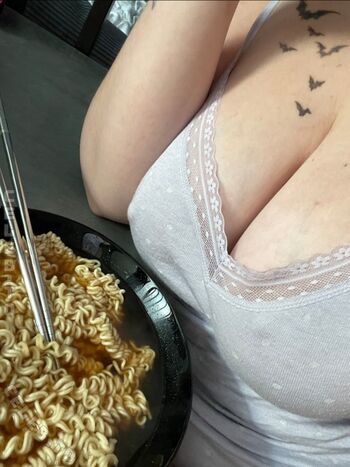 Full leaked Lilacmew private onlyfans photo
