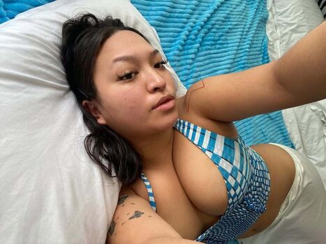 Full leaked Lilasianthiccie private onlyfans photo