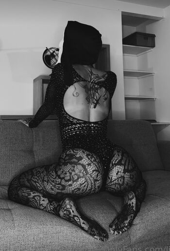 Full leaked Lilifeet private onlyfans photo