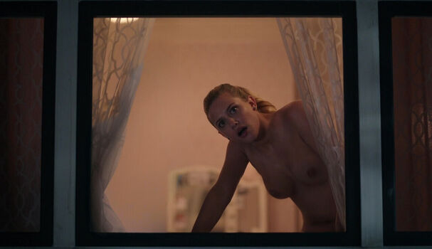 Full leaked Lilireinhart private onlyfans photo