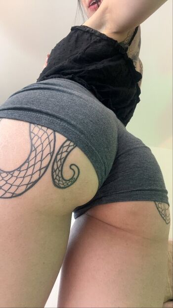 Full leaked Lilithhfoster private onlyfans photo