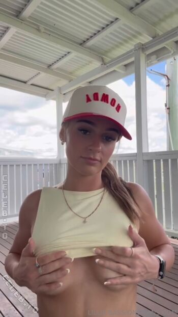 Full leaked Lillie bass  page private onlyfans photo