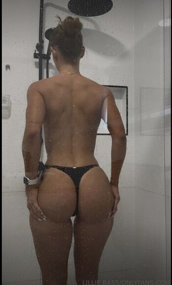 Full leaked Lillie bass private onlyfans photo