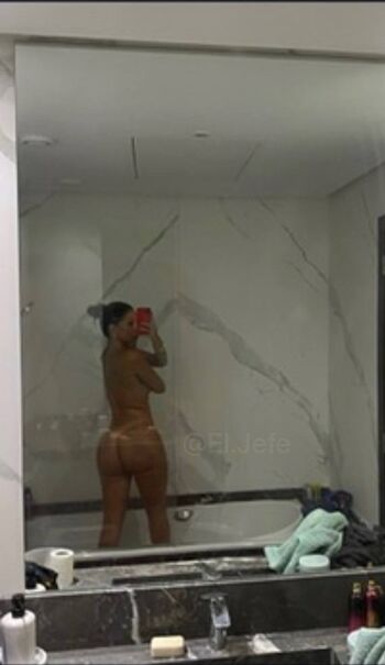 Full leaked Lilly dubai private onlyfans photo