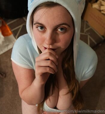 Full leaked Lilly maiden private onlyfans photo