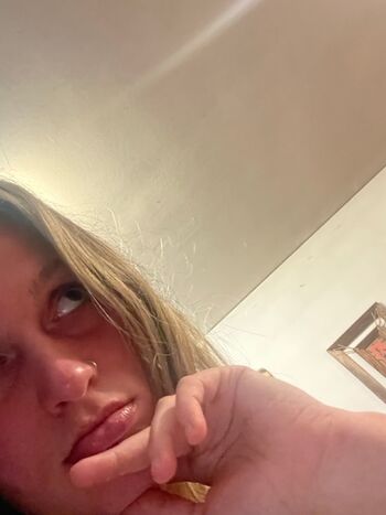 Full leaked Lillyylovely private onlyfans photo