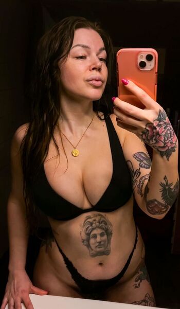 Full leaked Lilmissbambi private onlyfans photo