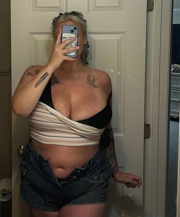 Full leaked Lilpochaco private onlyfans photo
