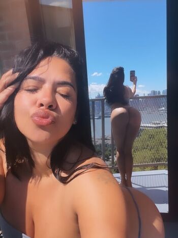 Full leaked Lilspanishxx private onlyfans photo