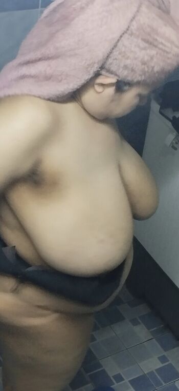 Full leaked Lily big boobs private onlyfans photo