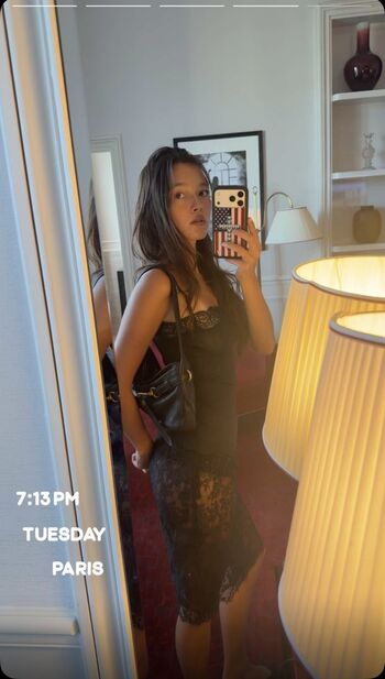 Full leaked Lily chee page private onlyfans photo