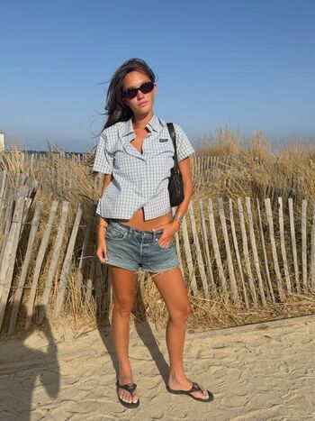 Full leaked Lily chee page private onlyfans photo