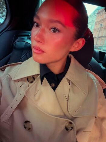 Full leaked Lily chee page private onlyfans photo