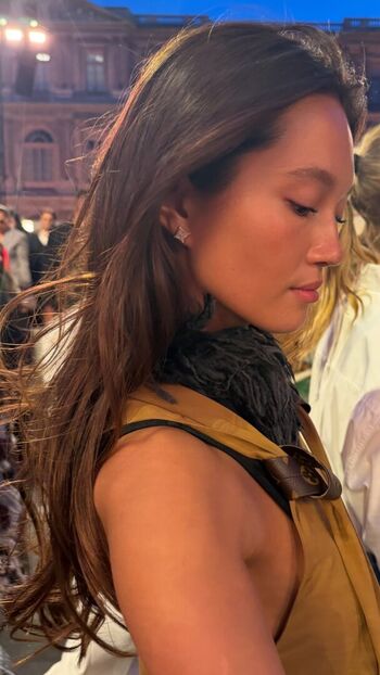 Full leaked Lily chee page private onlyfans photo