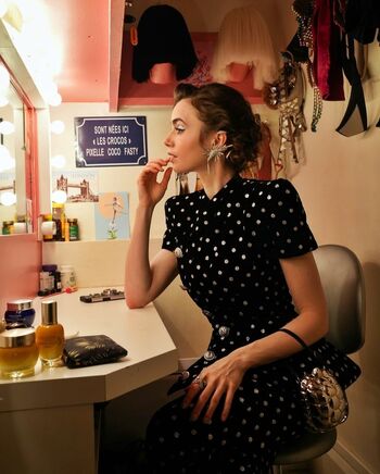 Full leaked Lily collins private onlyfans photo