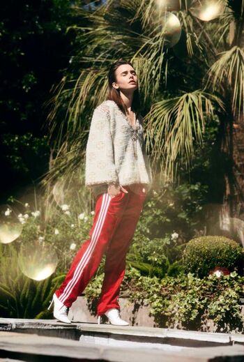 Full leaked Lily collins private onlyfans photo