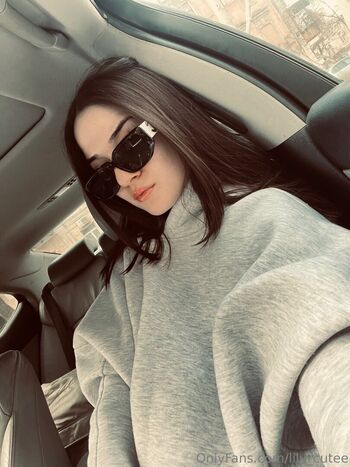 Full leaked Lily cutee private onlyfans photo