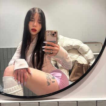 Full leaked Lily hawker private onlyfans photo
