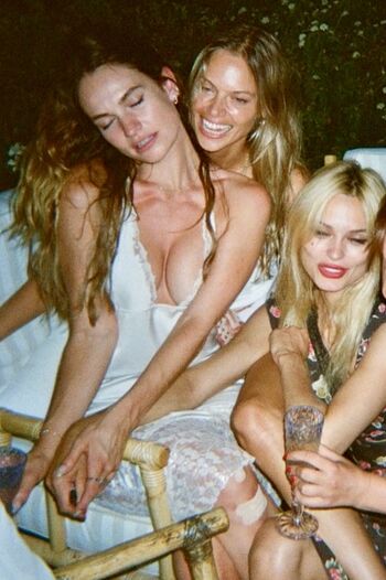 Full leaked Lily james private onlyfans photo