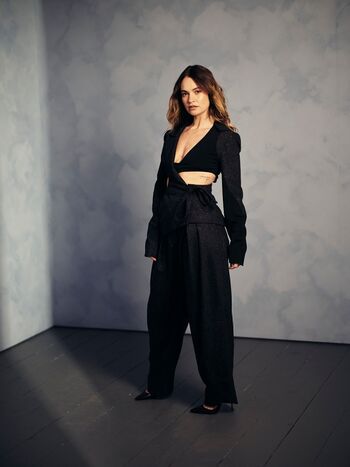 Full leaked Lily james page private onlyfans photo