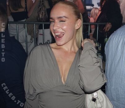 Full leaked Lilycharlottevoss private onlyfans photo