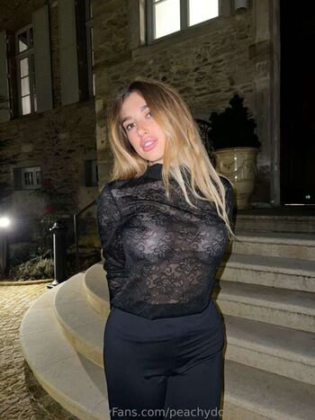 Full leaked Lilygabrieli private onlyfans photo