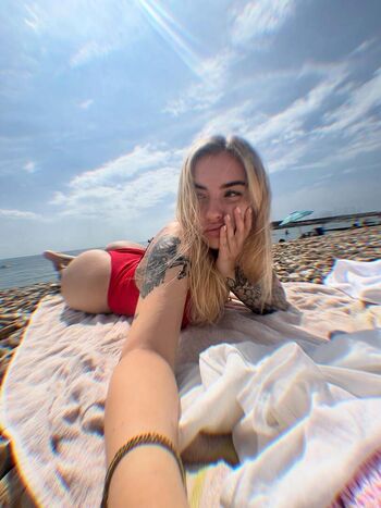 Full leaked Lilyjanexx private onlyfans photo
