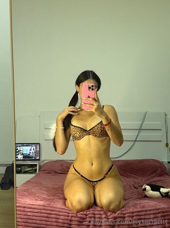 Full leaked Lilysilvax private onlyfans photo
