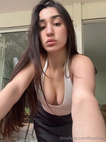 lilysilvax