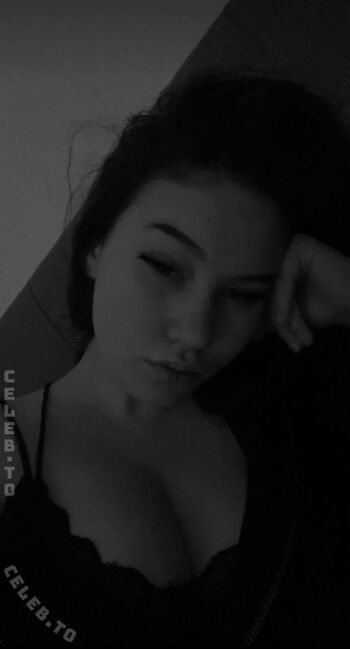 Full leaked Linaa wars private onlyfans photo