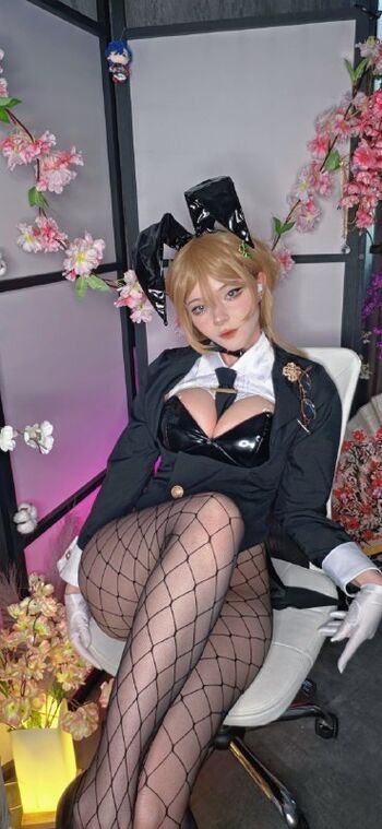 Full leaked Linaneyeon page private onlyfans photo