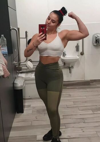 Linda De Sousa Abreu